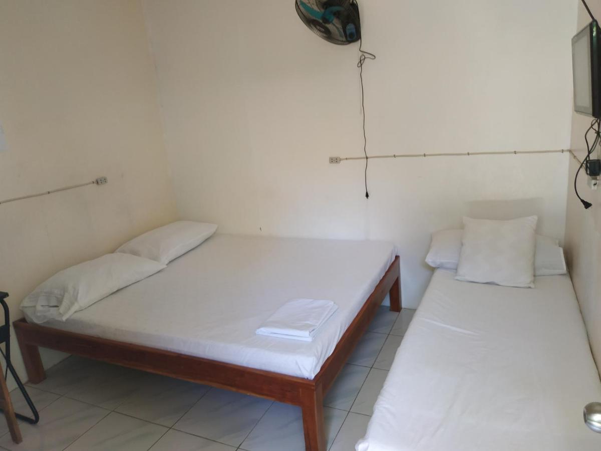 Emoks Guest House Moalboal Εξωτερικό φωτογραφία
