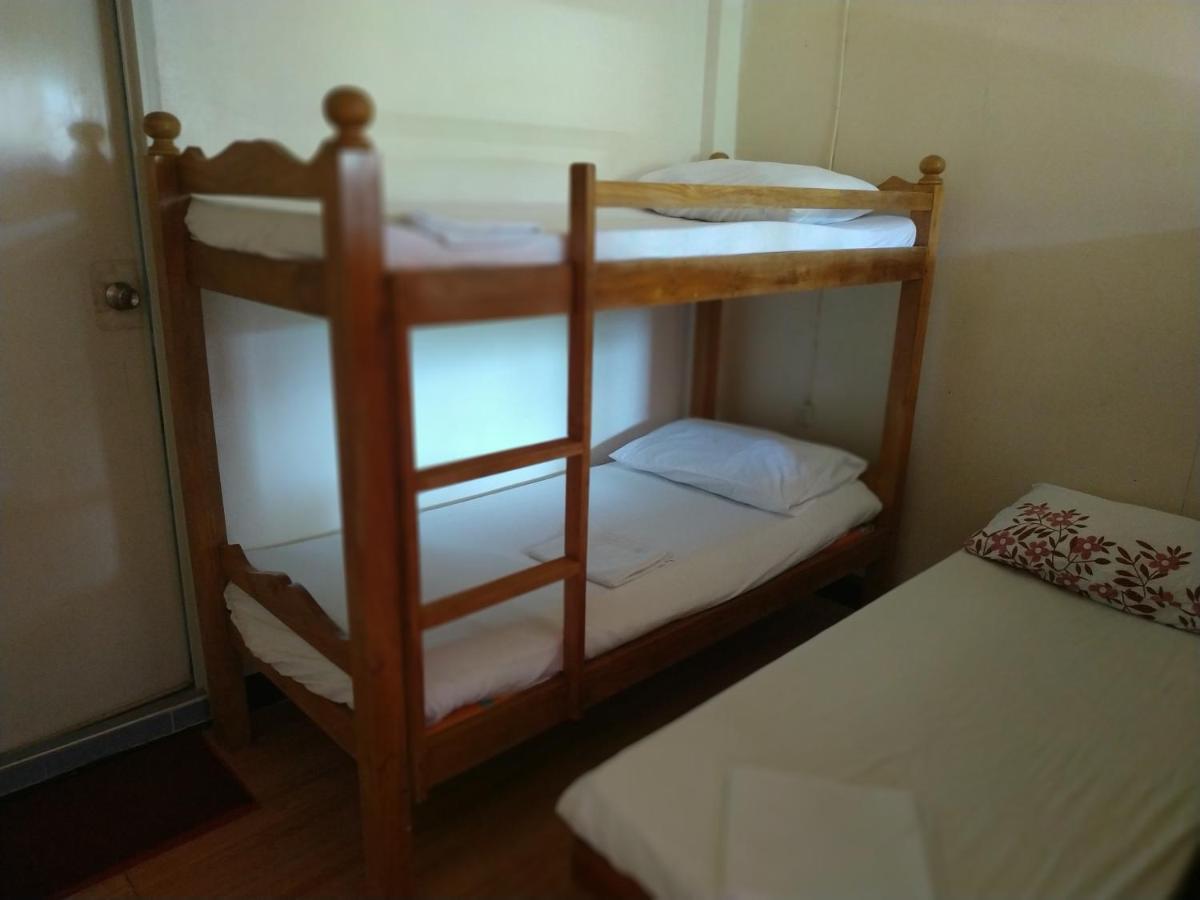 Emoks Guest House Moalboal Εξωτερικό φωτογραφία