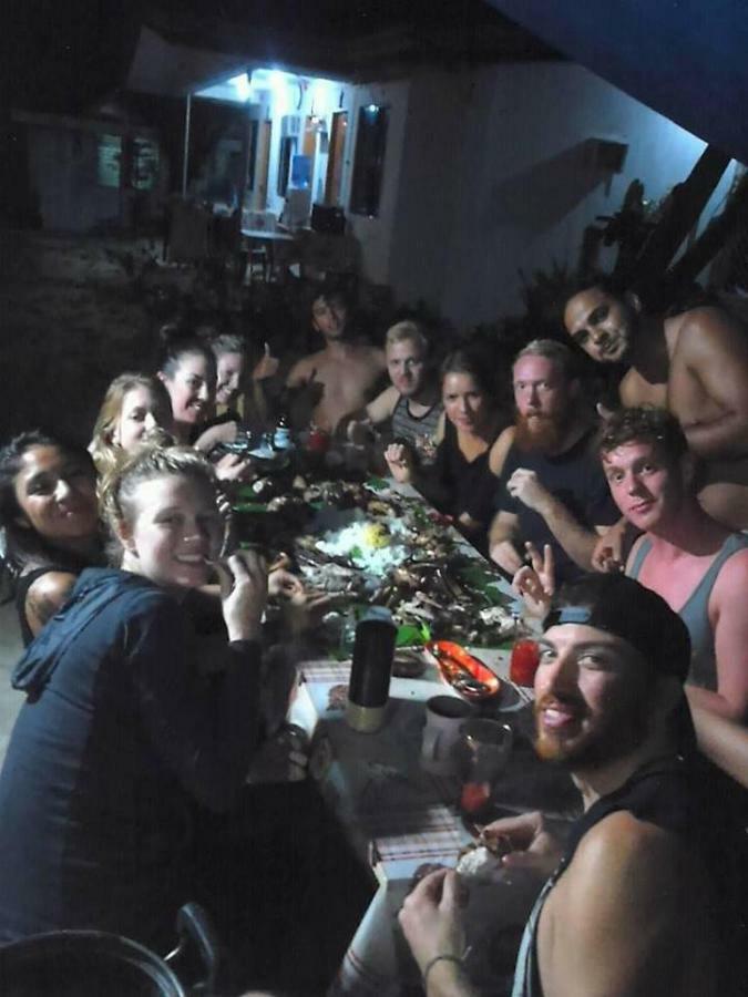 Emoks Guest House Moalboal Εξωτερικό φωτογραφία