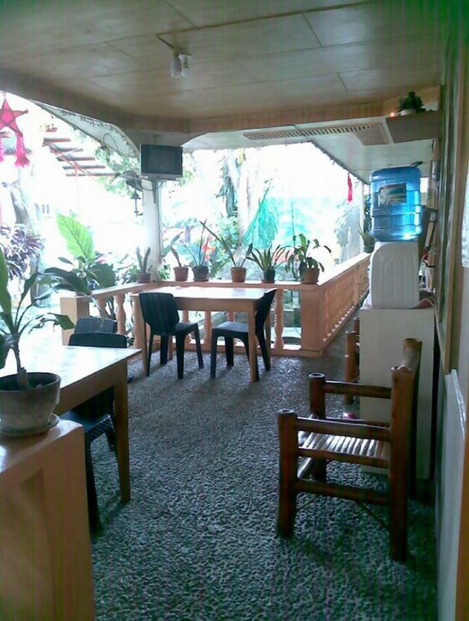 Emoks Guest House Moalboal Εξωτερικό φωτογραφία